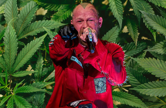 IVAN MOODY dei FIVE FINGER DEATH PUNCH ti farà sballare